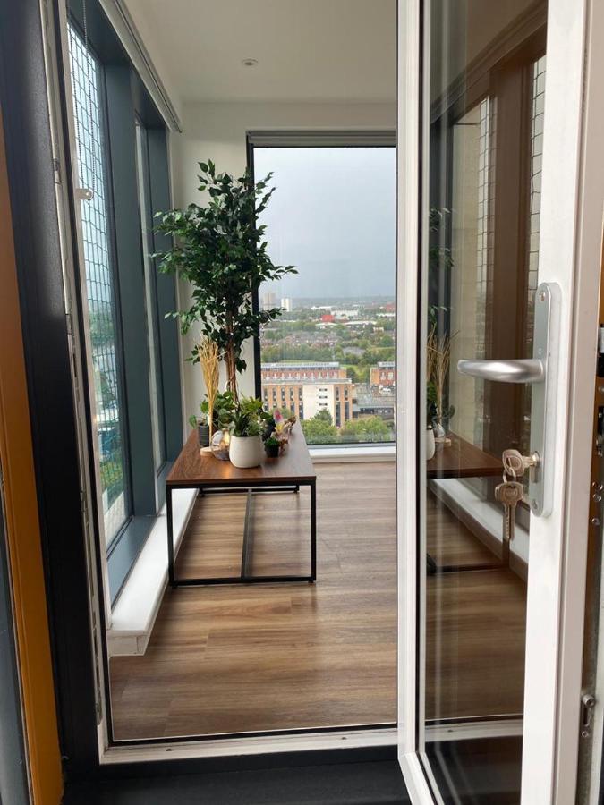 Luxury 2 Bedroom En-Suite Apartment Balcony Views Mánchester Exterior foto