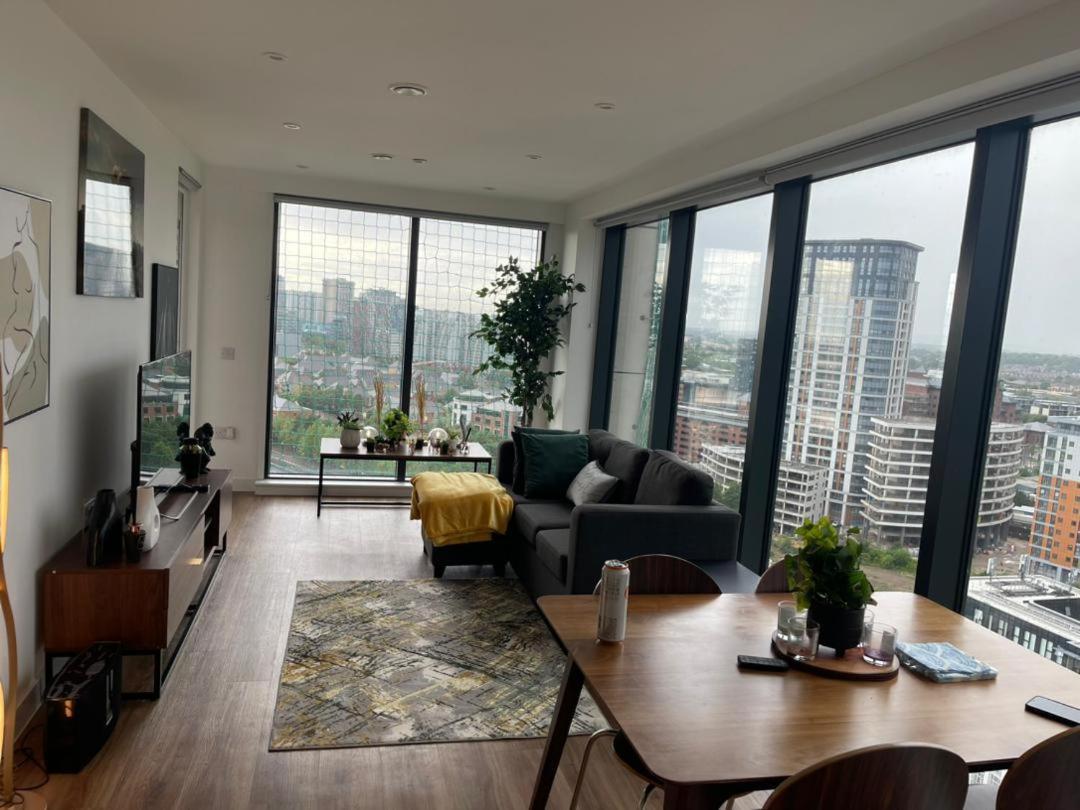 Luxury 2 Bedroom En-Suite Apartment Balcony Views Mánchester Exterior foto